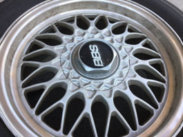 シーズンオフのタイヤはどうしてる？タイヤ・ホイールにやさしい保管の仕方をプロが伝授！